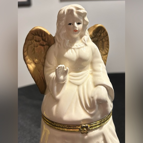 Vintage Angel Hinged Box Porcelain Gilded - Picture 5 of 10